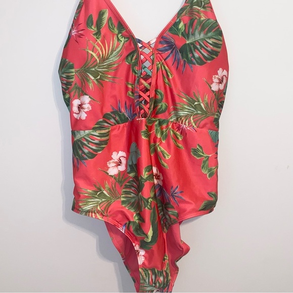 Rue21 Tropical Red/Orange Women’s Swimsuit - Picture 1 of 6
